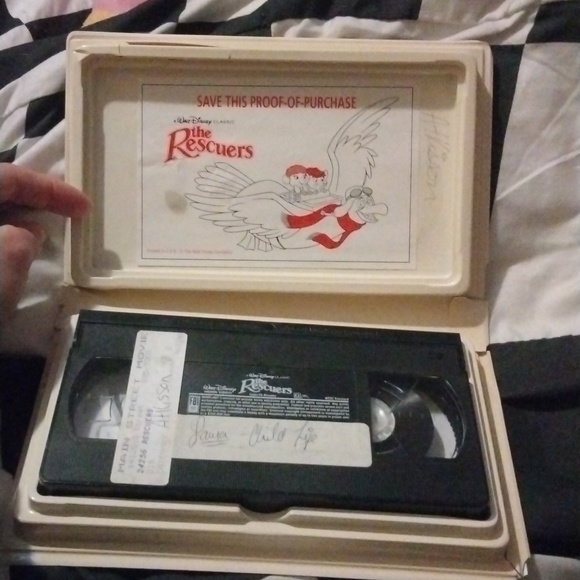 The Rescuers VHS - Picture 7 of 8